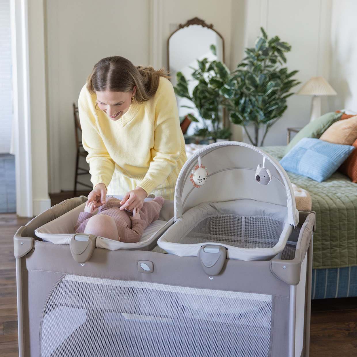 Joie Tahini Change & Dream Playard - Mocha.