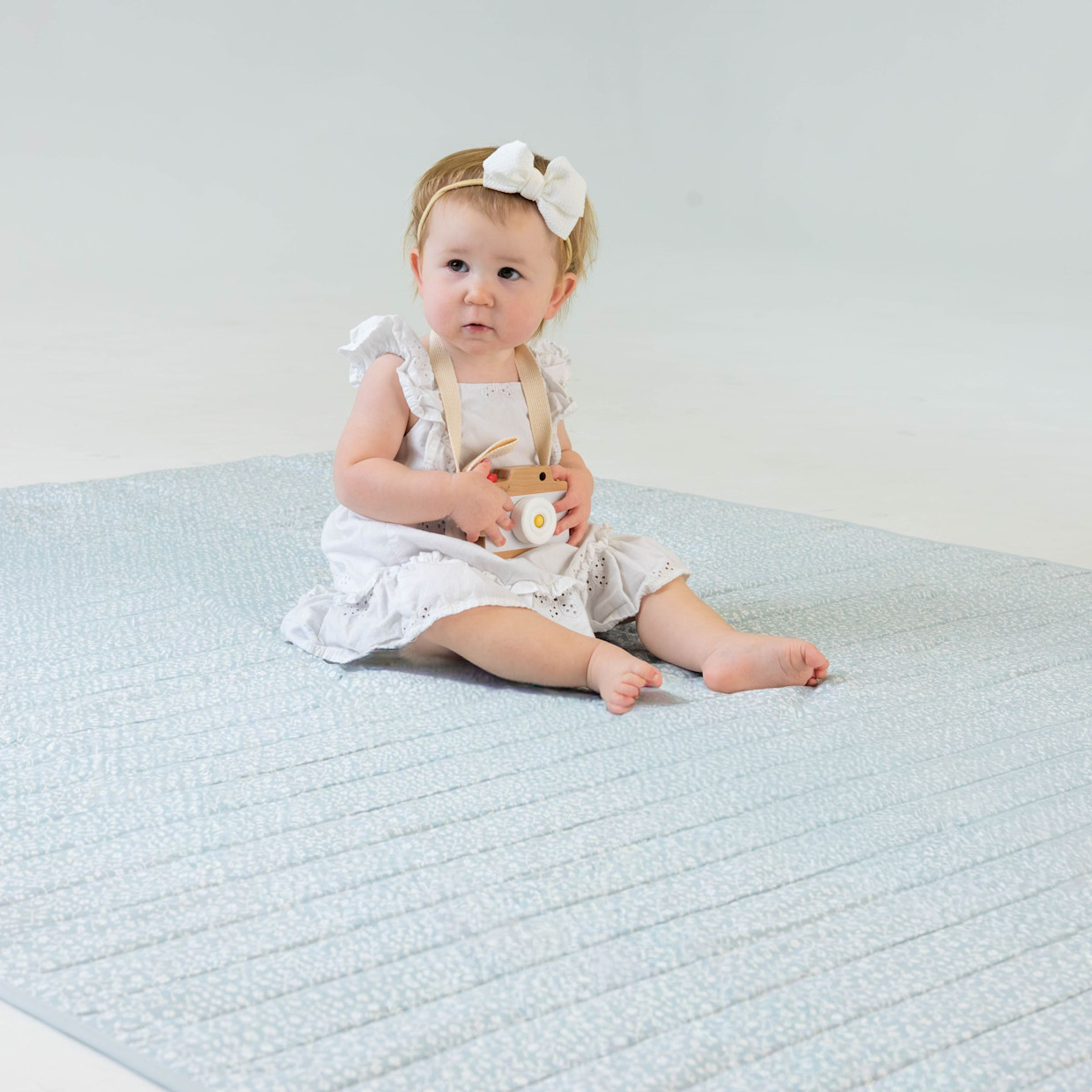 Toddlekind Wander Grande Indoor/Outdoor Portable Playmat - Botanical Slate.