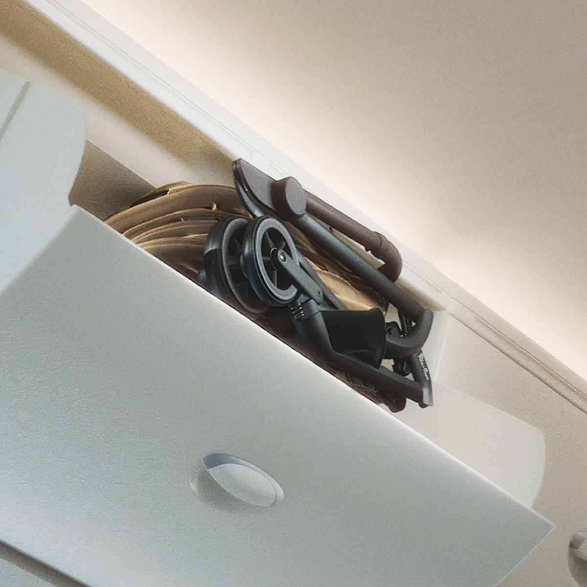 Silver Cross Nia Compact Travel Stroller - Champagne.