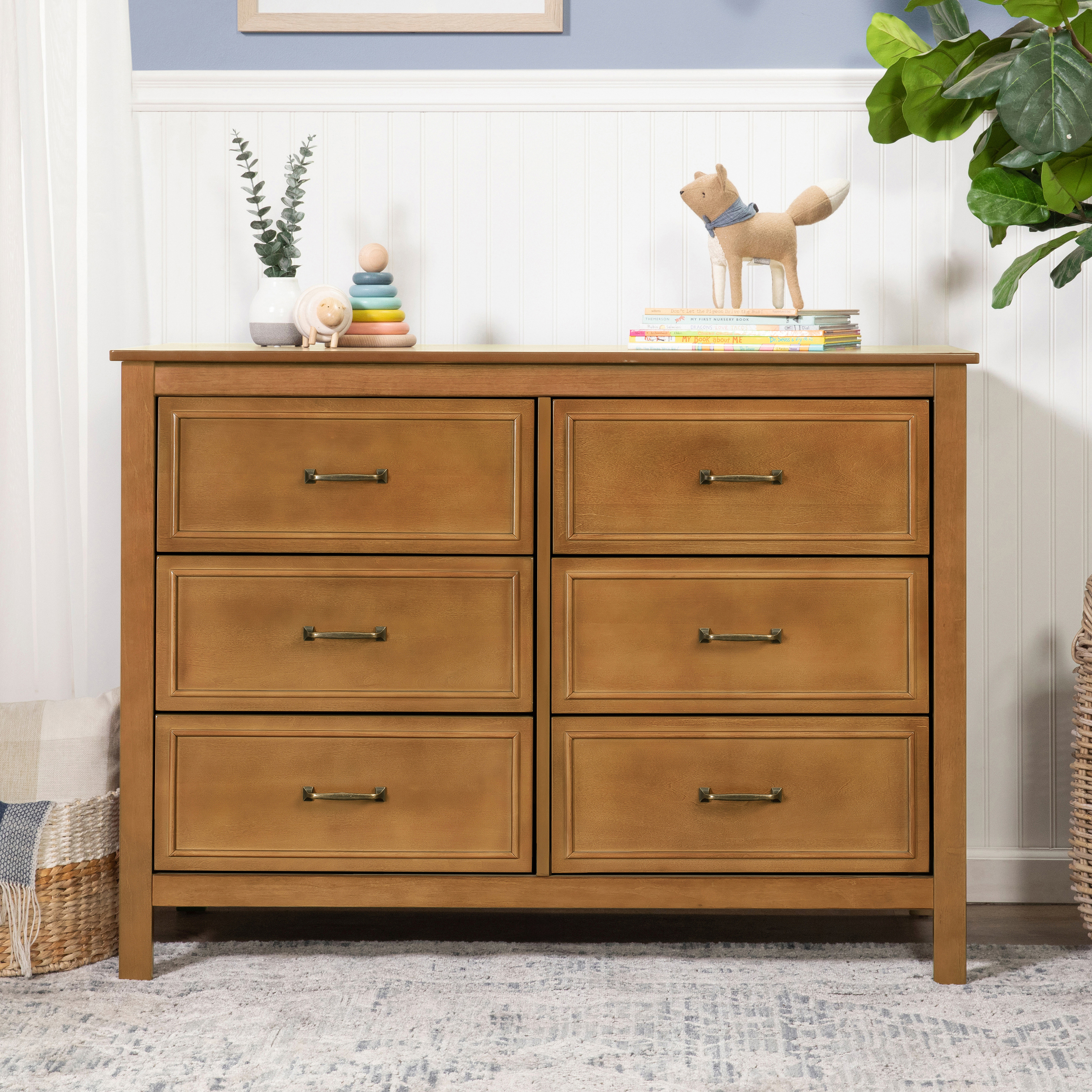 daVinci Charlie 6-Drawer Double Dresser - Chestnut.