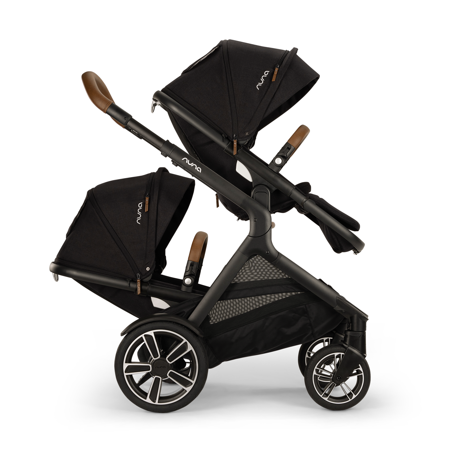Nuna DEMI next sibling seat.