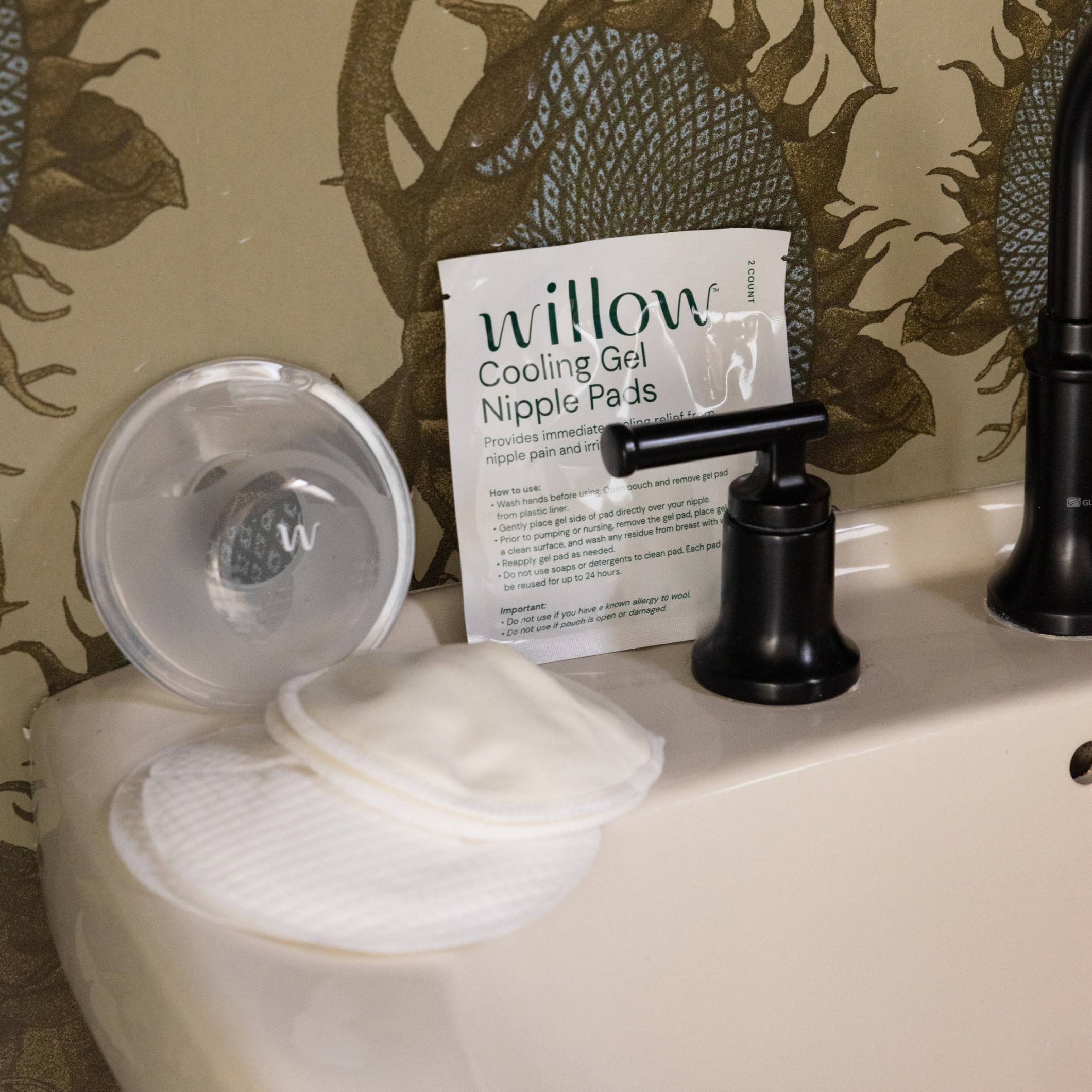 Willow Breastfeeding Care Kit - Clear.