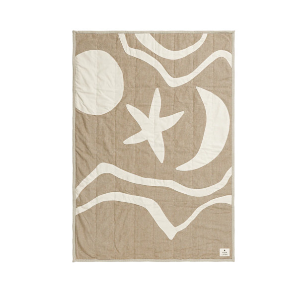 Ferm Living Kove Applique Quilted Blanket - Light Brown/Beige.