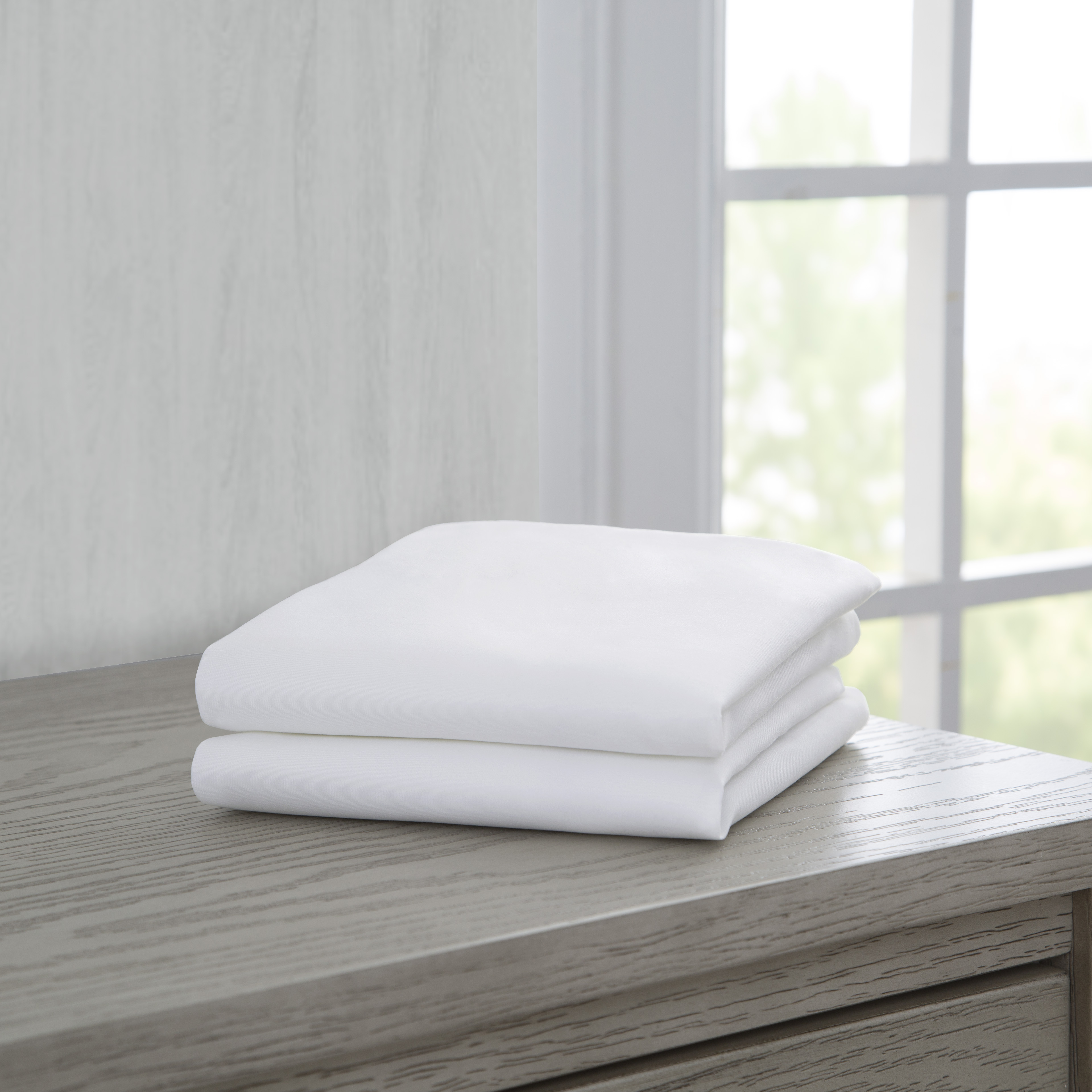 Delta Children Fitted Sheet Set, 2Pack White Babylist Shop