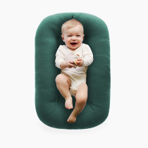 A Soothing Extra Hand: the Snuggle Me Organic Bare Lounger