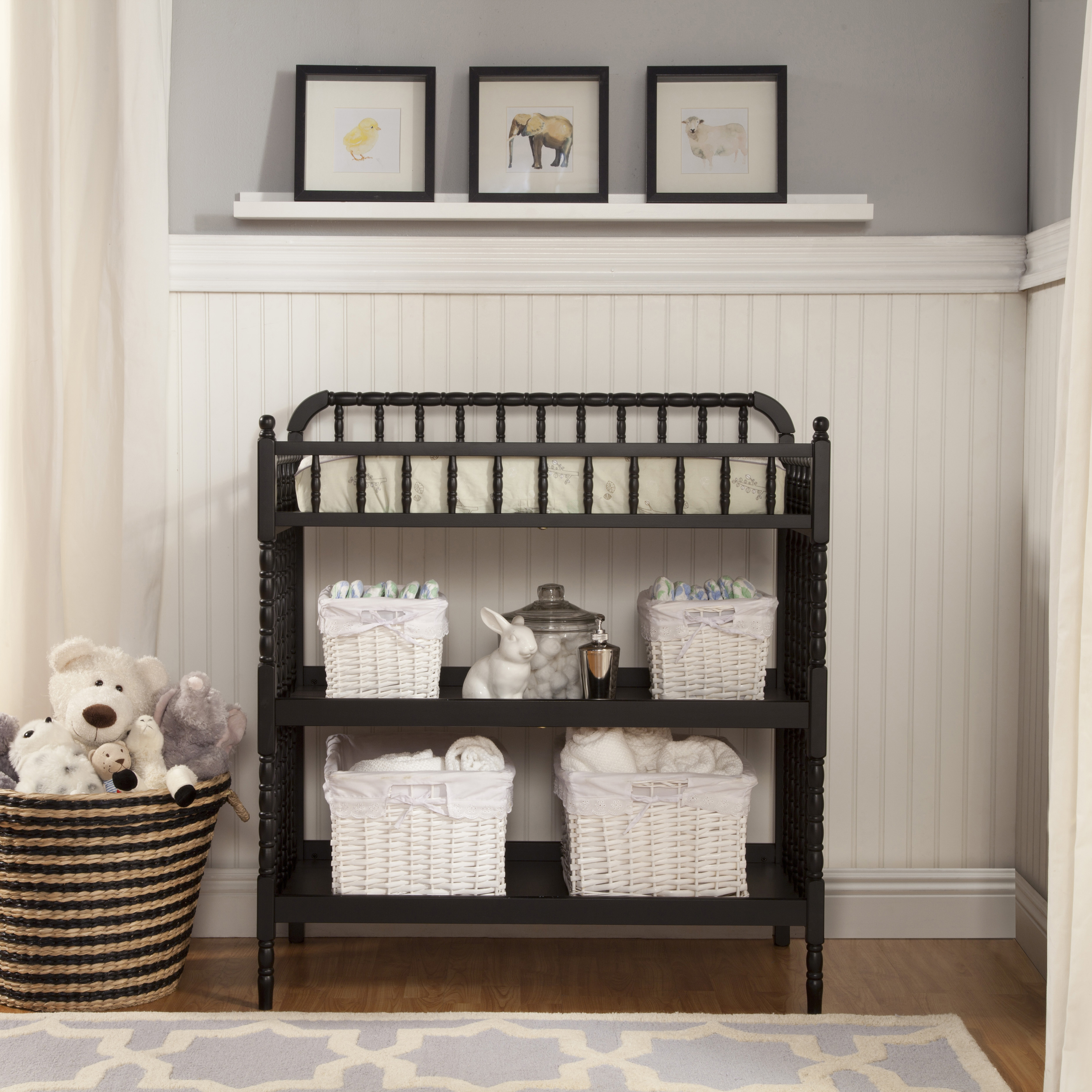 daVinci Jenny Lind Changing Table.