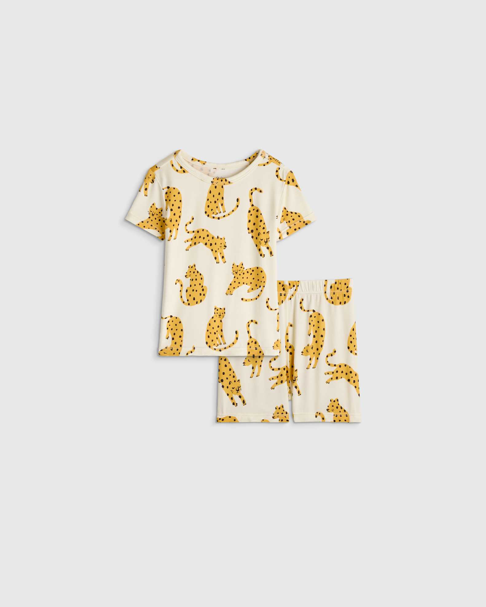 Quince Bamboo Short Sleeve and Shorts Pajama Set.