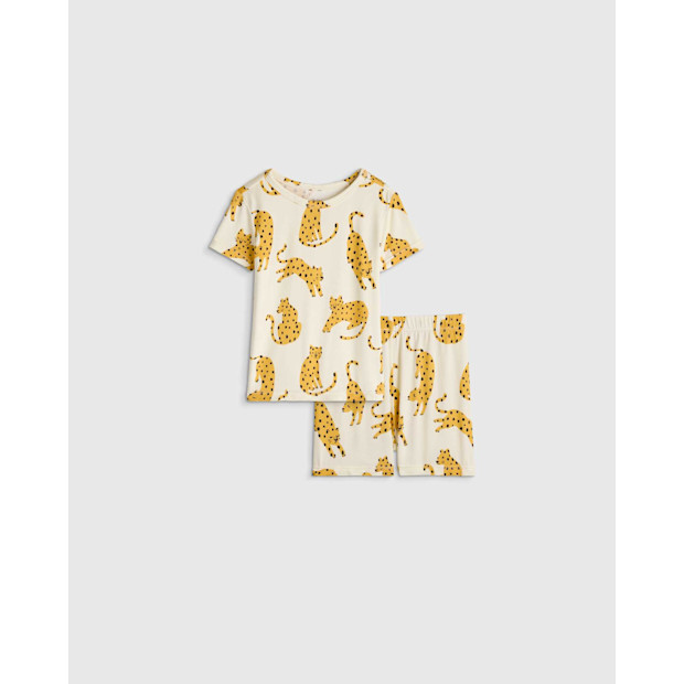 Quince Bamboo Short Sleeve and Shorts Pajama Set.