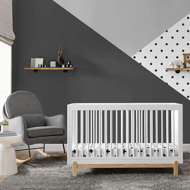 Delta Children Poppy 4-in-1 Convertible Crib.