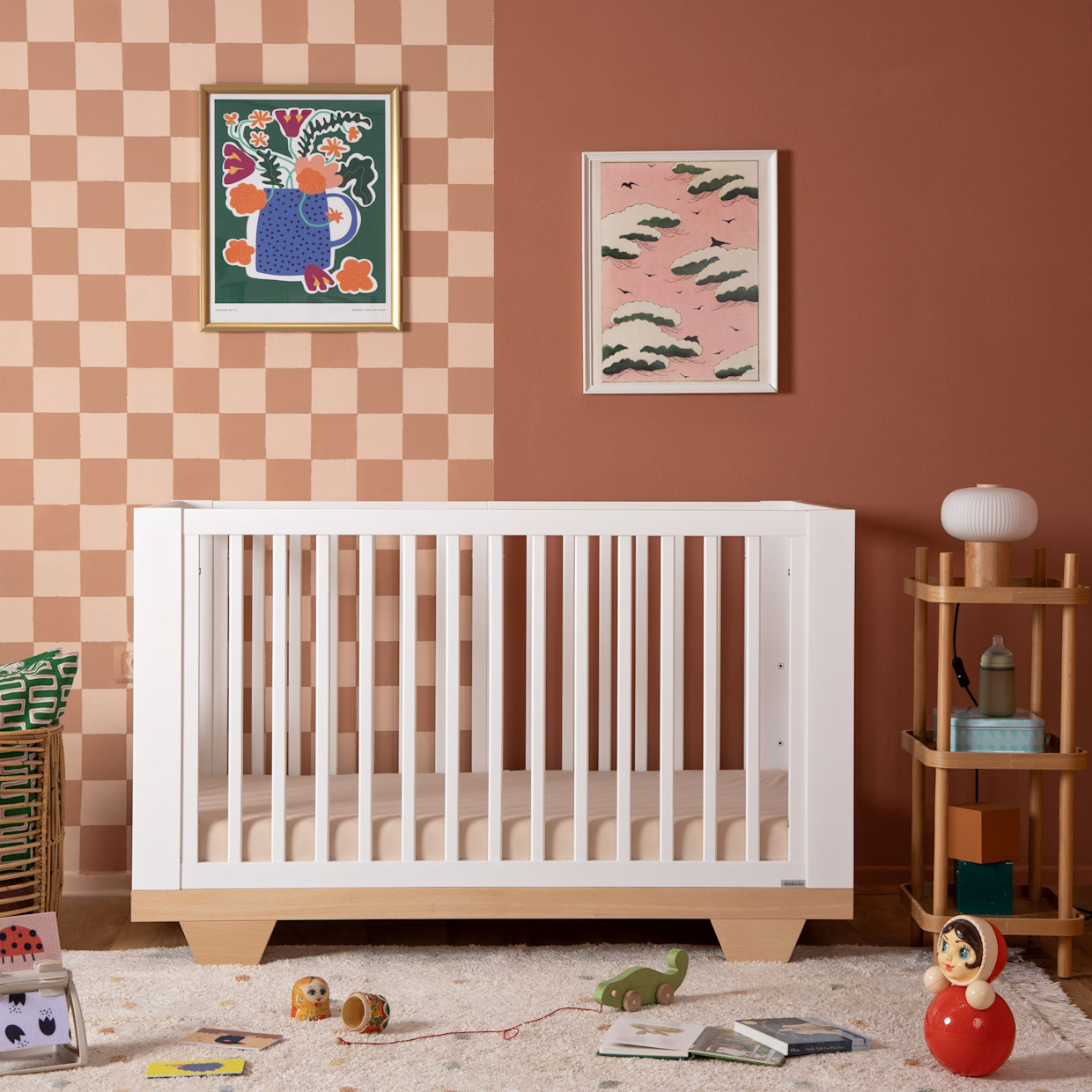 dadada Spirit 8-in-1 Convertible Crib - White.