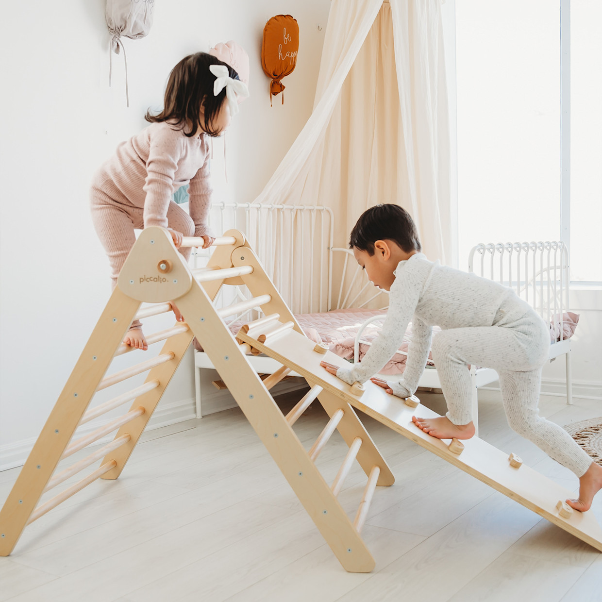 Piccalio Climber Pikler Triangle Set.