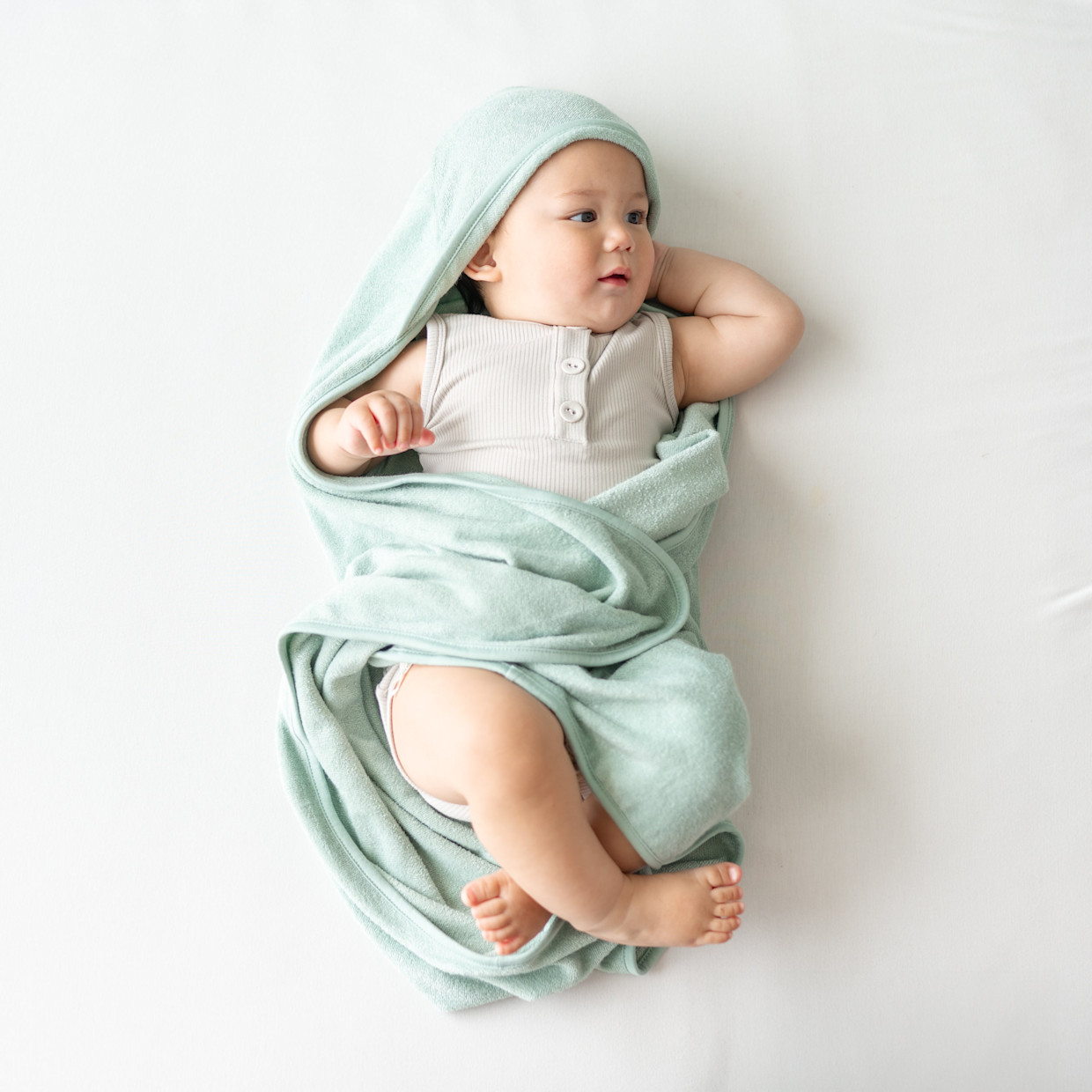 Kyte Baby Hooded Bath Towel - Sage.