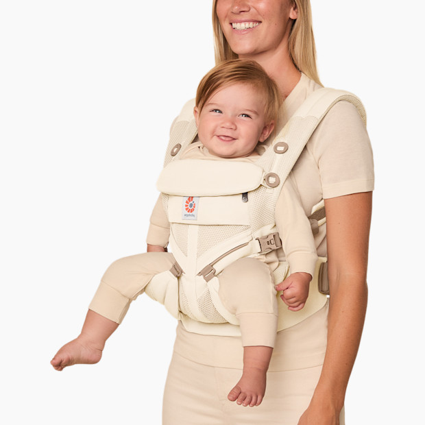 Ergobaby Omni Classic Mesh.