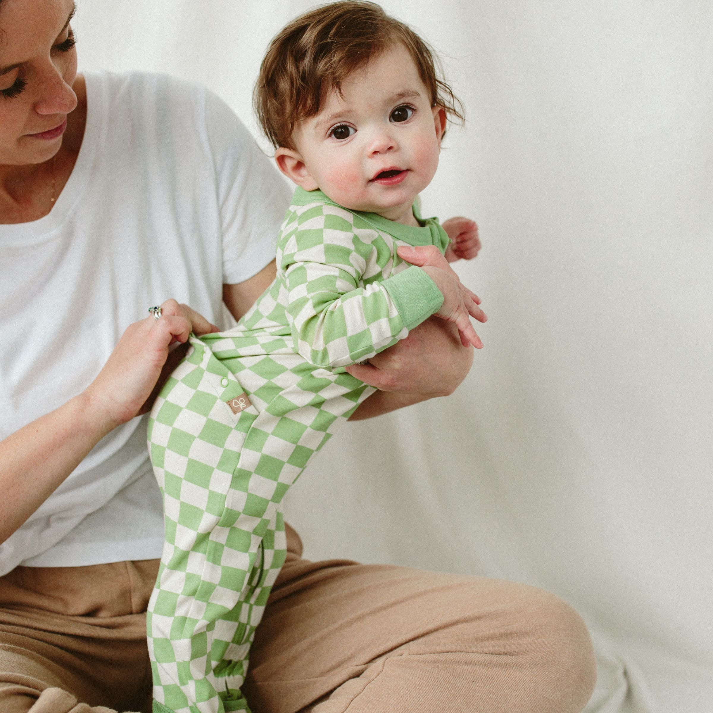 Goumi Kids Grow With You Footie- Snug Fit - Cabana Green, 0-3 M.