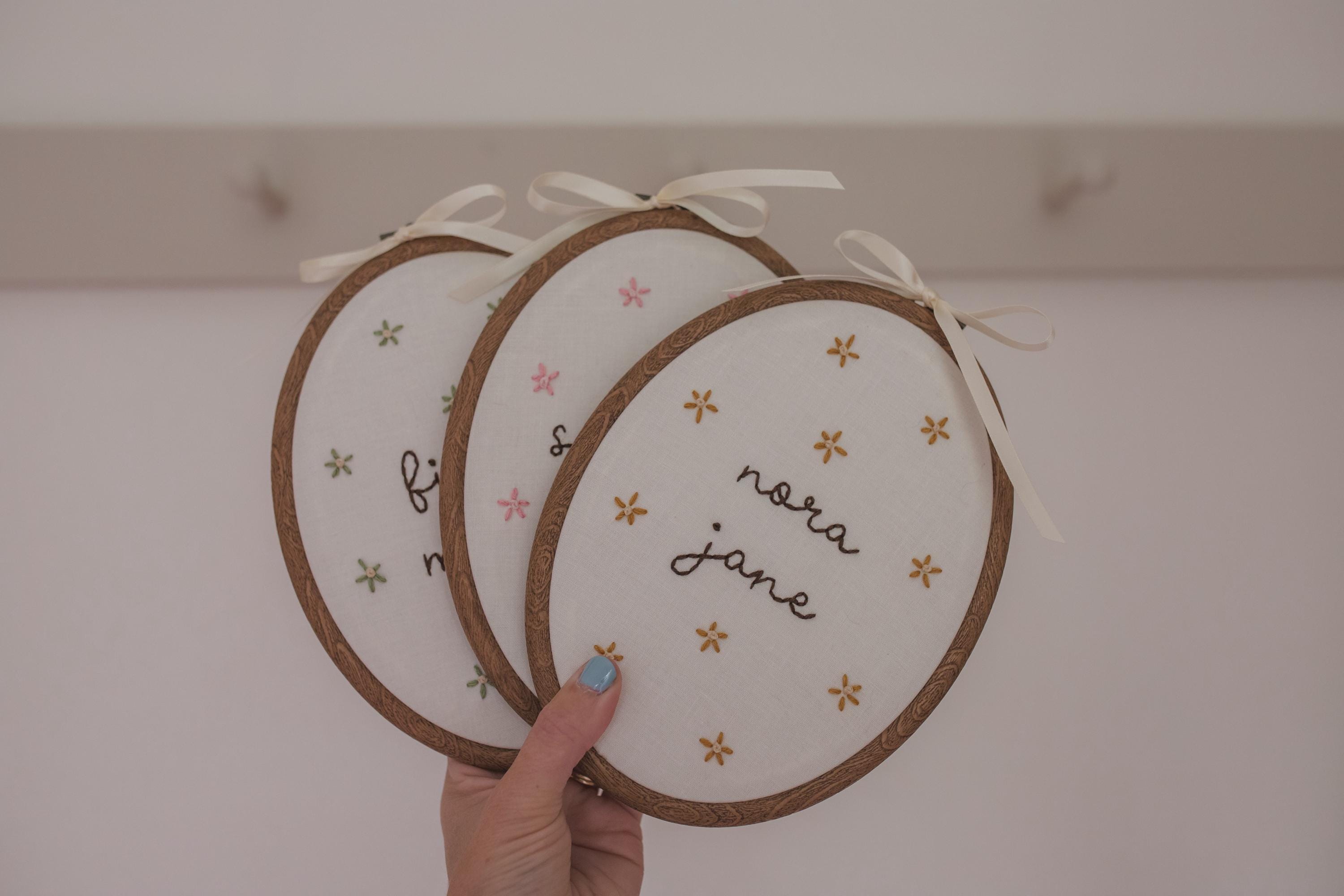 thesimplegoodsco Hand Embroidered Floral Custom Name Hoop.
