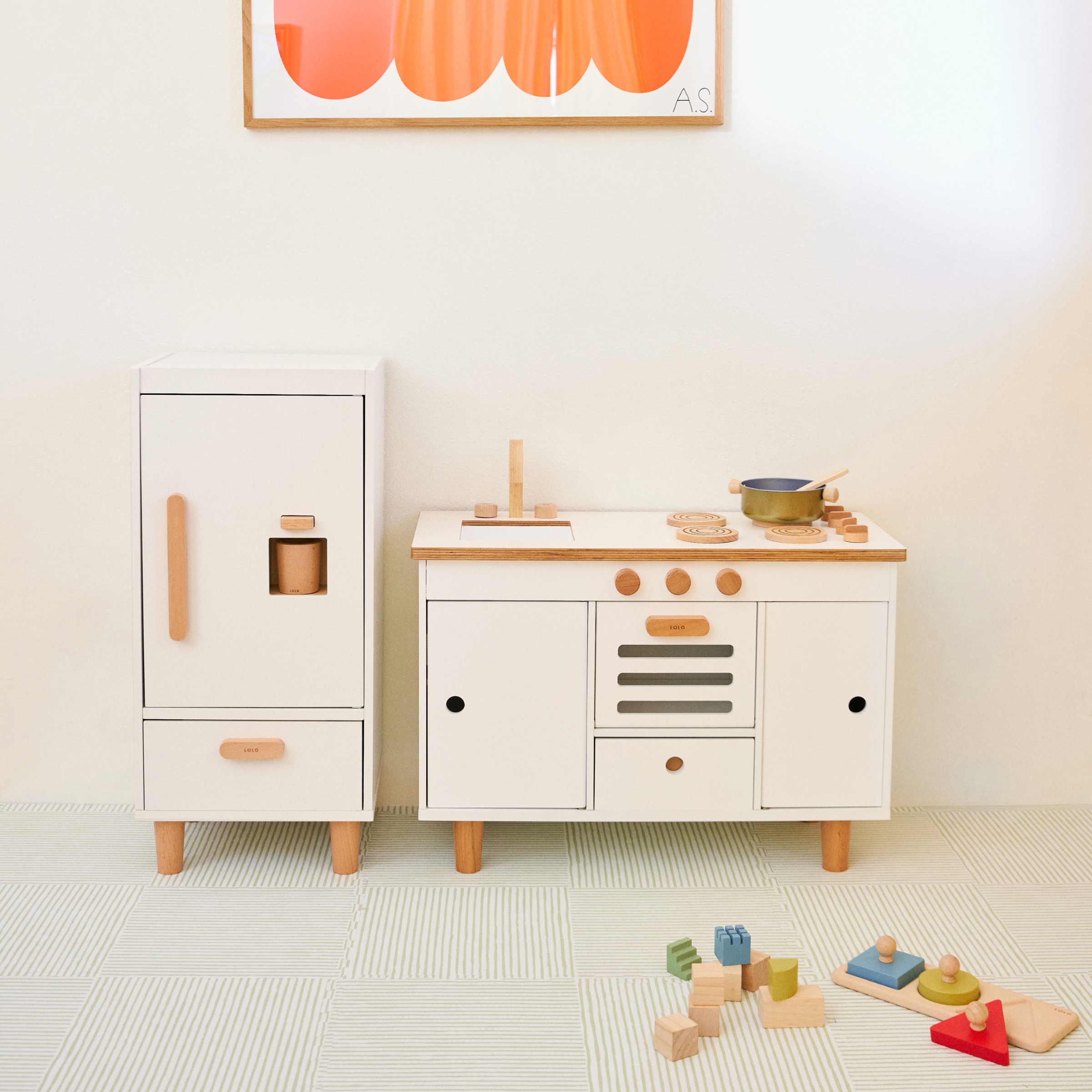 Lalo Play Fridge - Coconut.