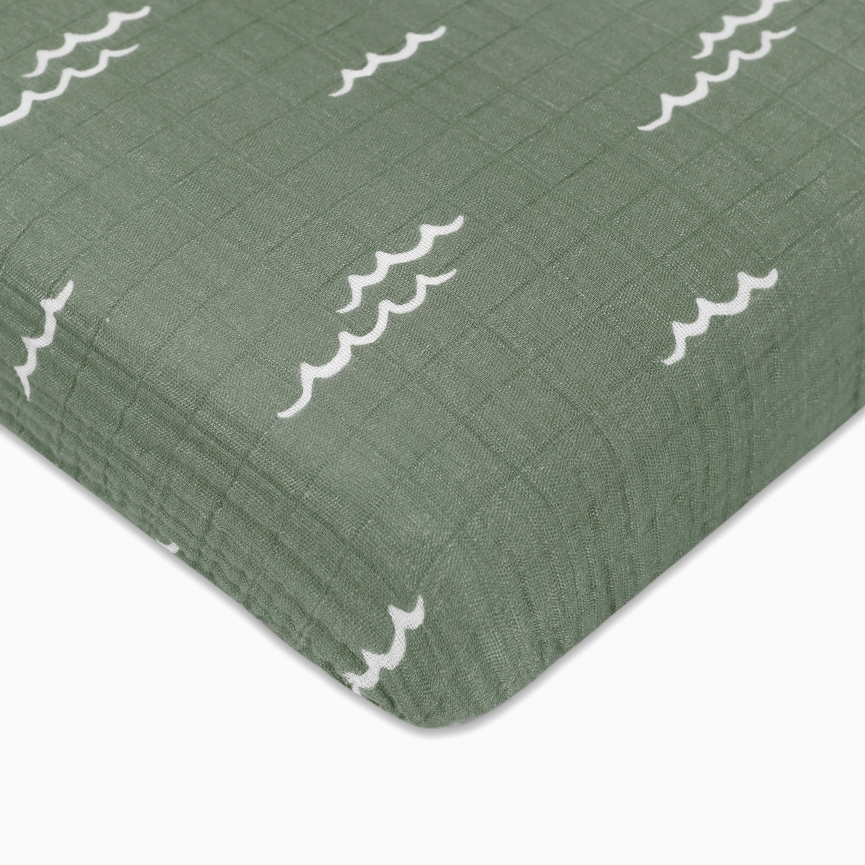 babyletto Mini Crib Sheet in GOTS Certified Organic Muslin Cotton - Ocean Waves.