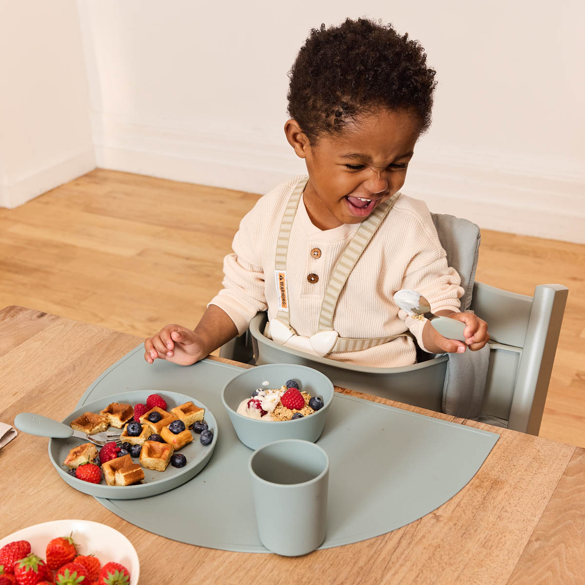 AEIOU Toddler Tableware Gift Set.