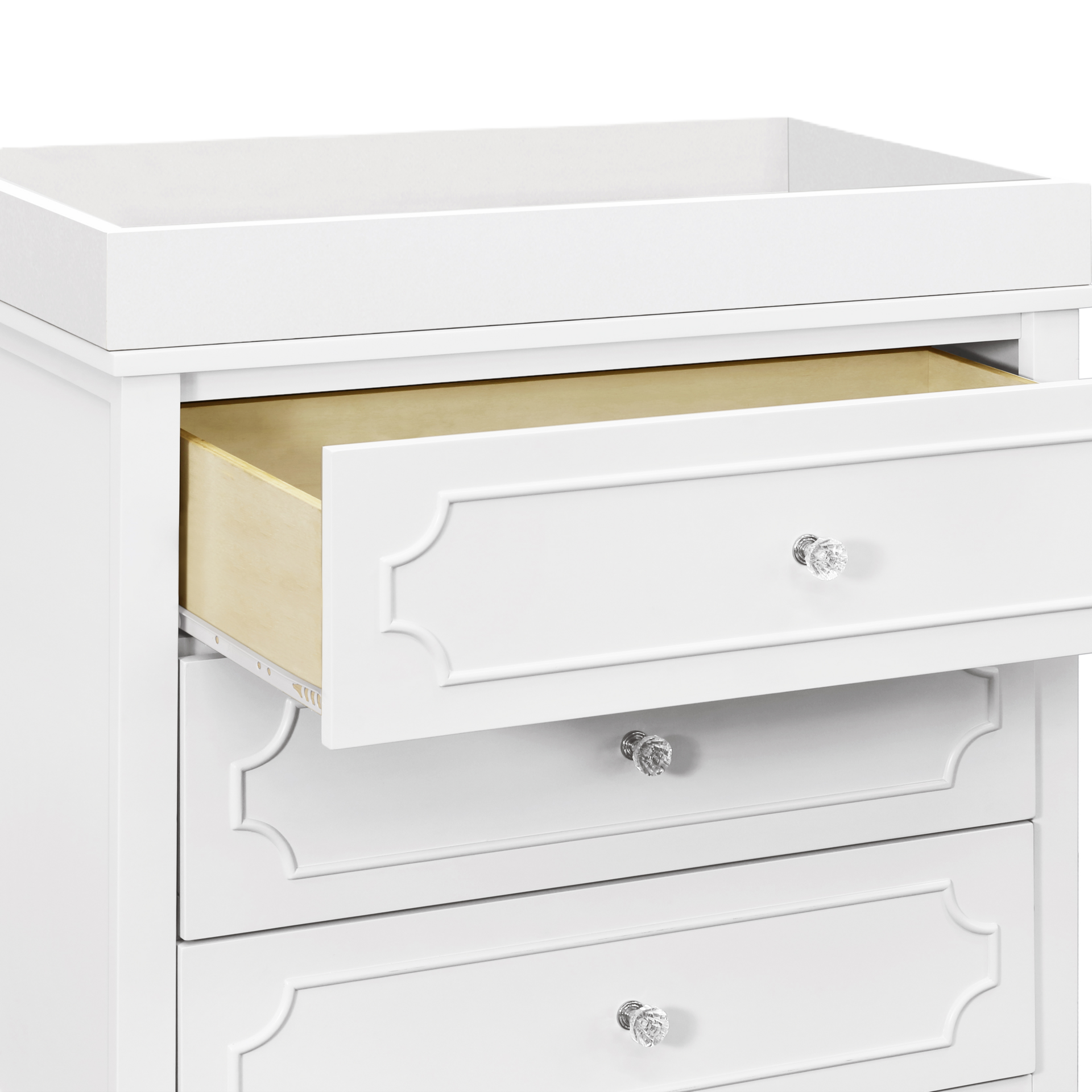 daVinci Chloe Regency 3-Drawer Dresser - White.