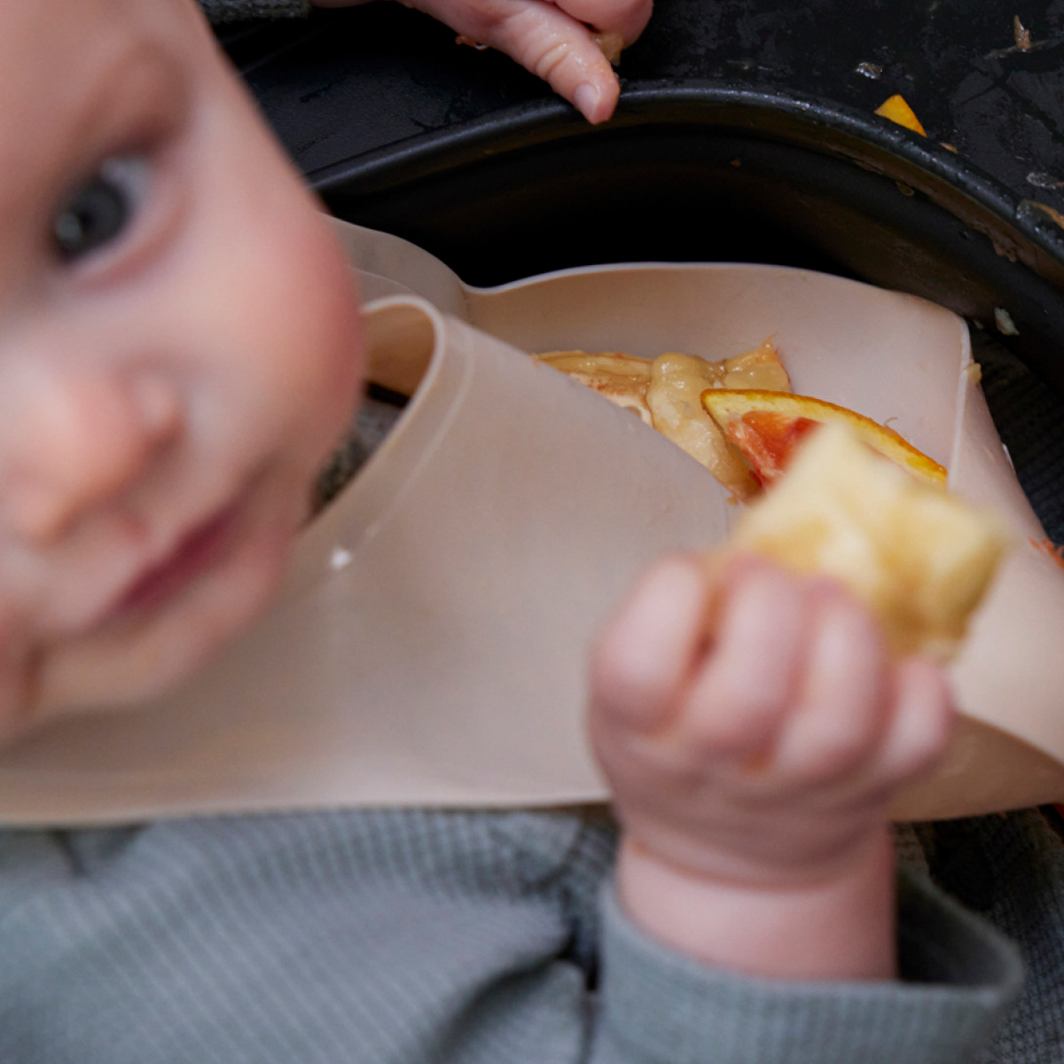 Lalo The Bib - Grapefruit, 4.