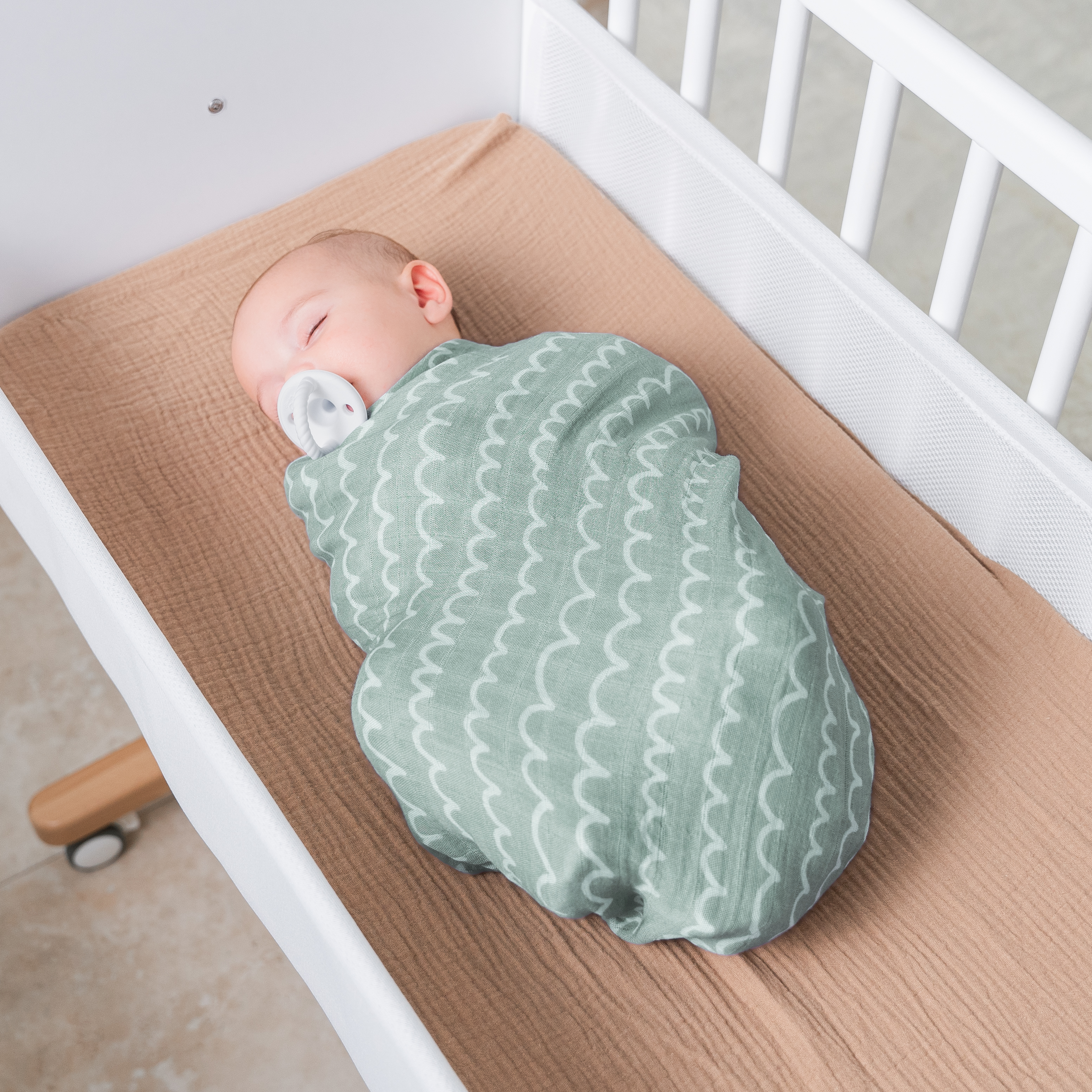 Comfy Cubs Muslin Swaddle Blankets Set (4 Pack) - Sun, Rainbow, Rain, Doodle.