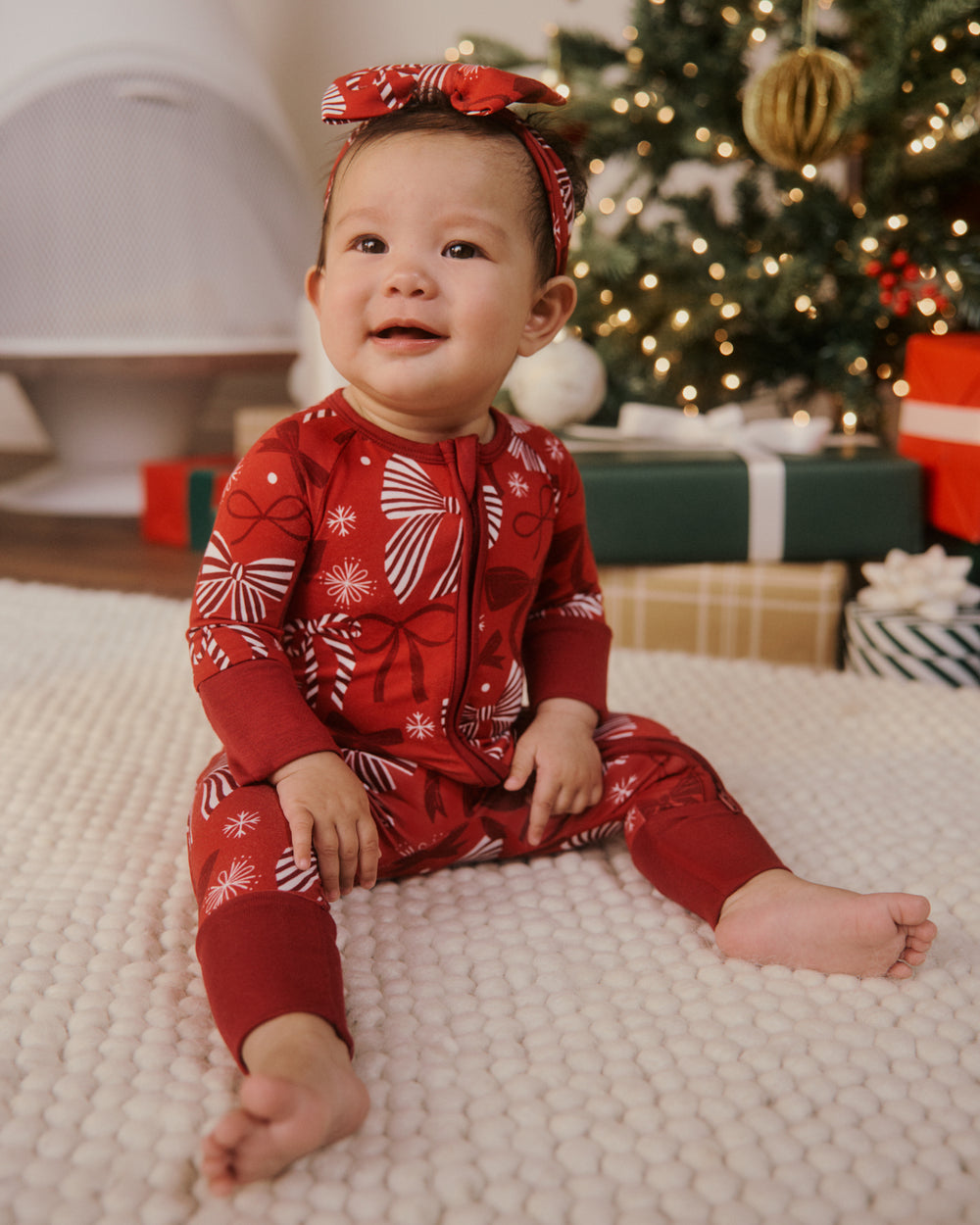 Little Sleepies Holiday Bows Zippy.