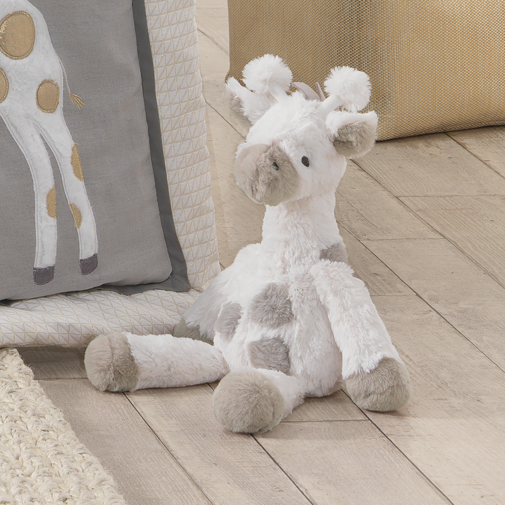 Lambs & Ivy Plush Animal - Millie The Giraffe.