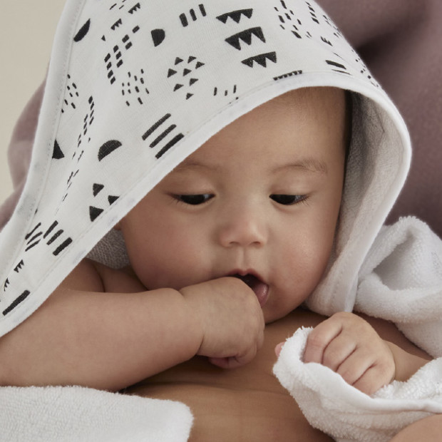 Honest Baby Clothing 9-Piece Organic Cotton Bath Gift Set - Pattern Play, Os.