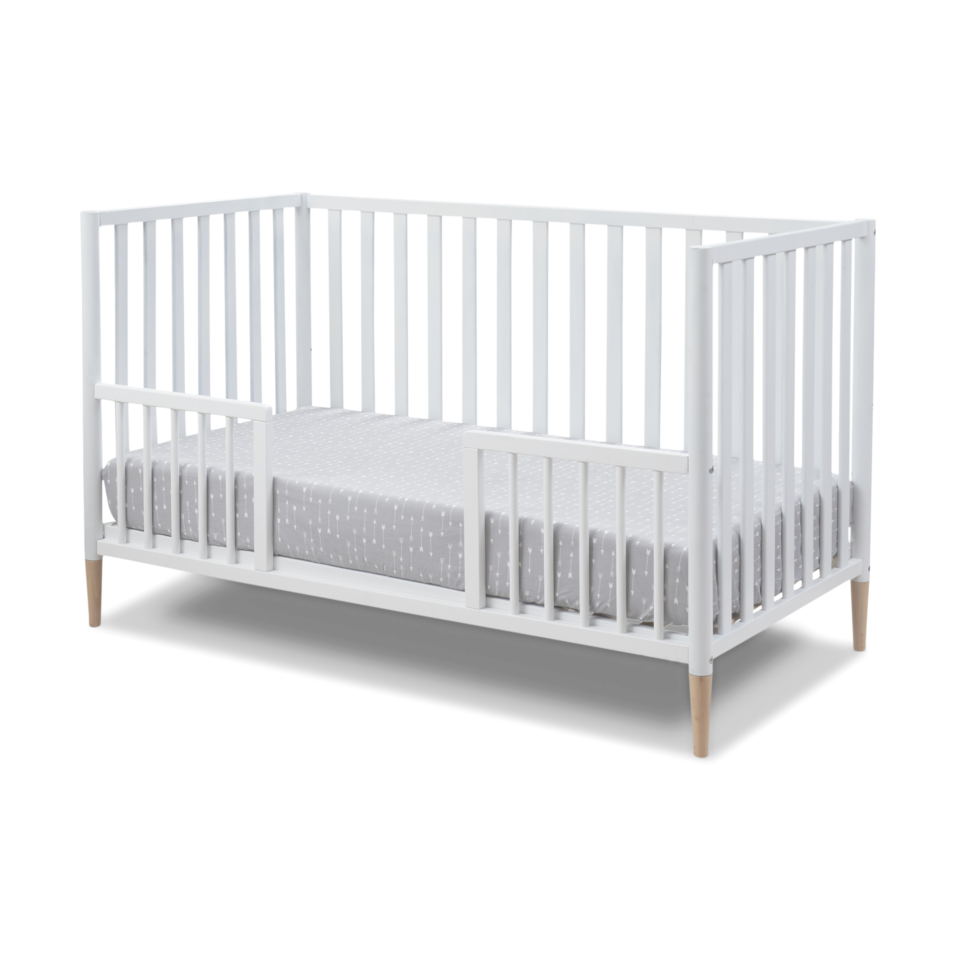 Sorelle Mia Crib - White / Natural.