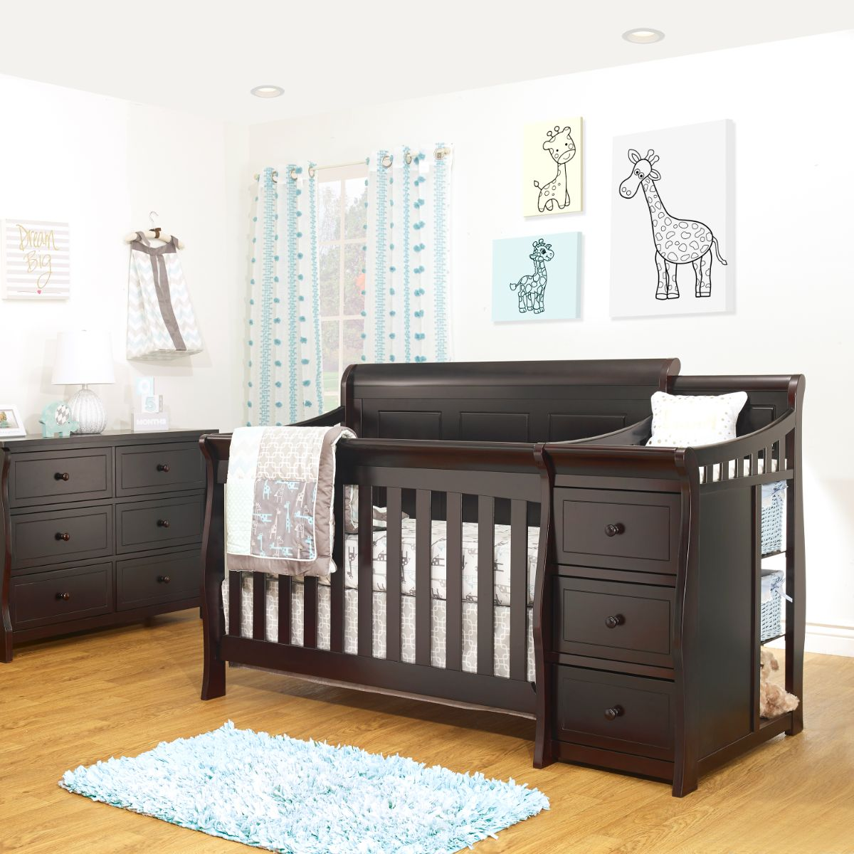 Sorelle Princeton Elite Panel Crib & Changer - Espresso.
