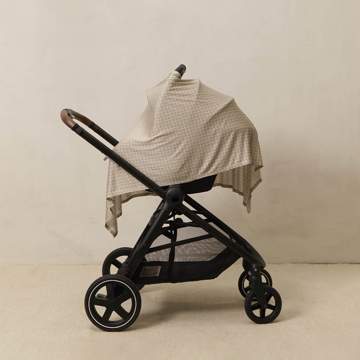 Solly Baby Nursing Cover - Heritage Check.