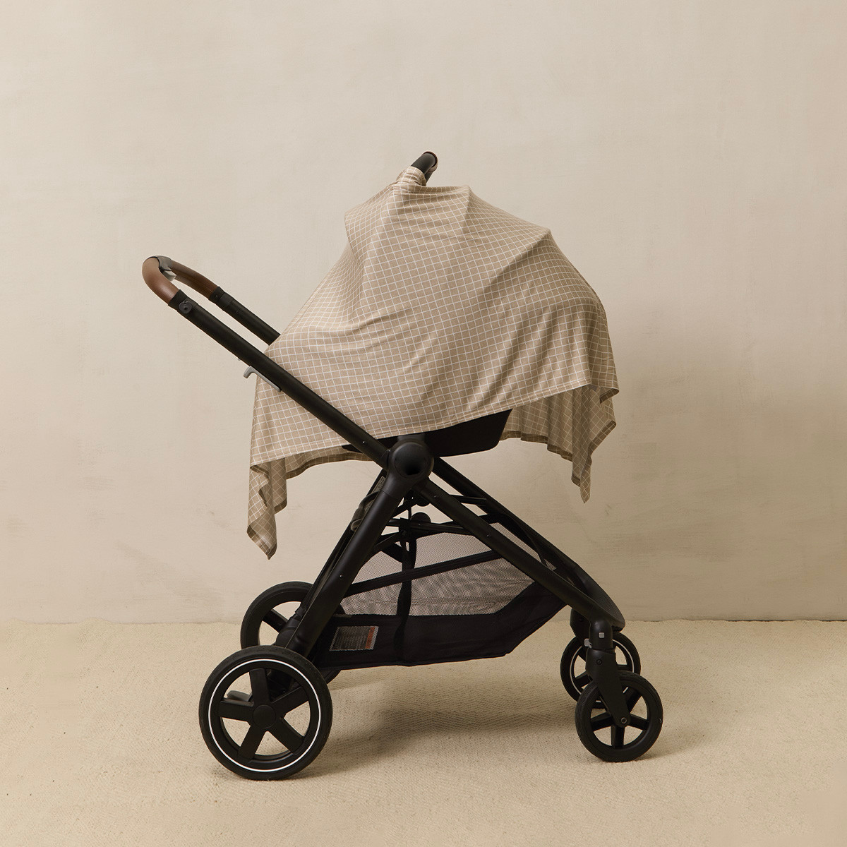 Solly Baby Nursing Cover - Heritage Check.