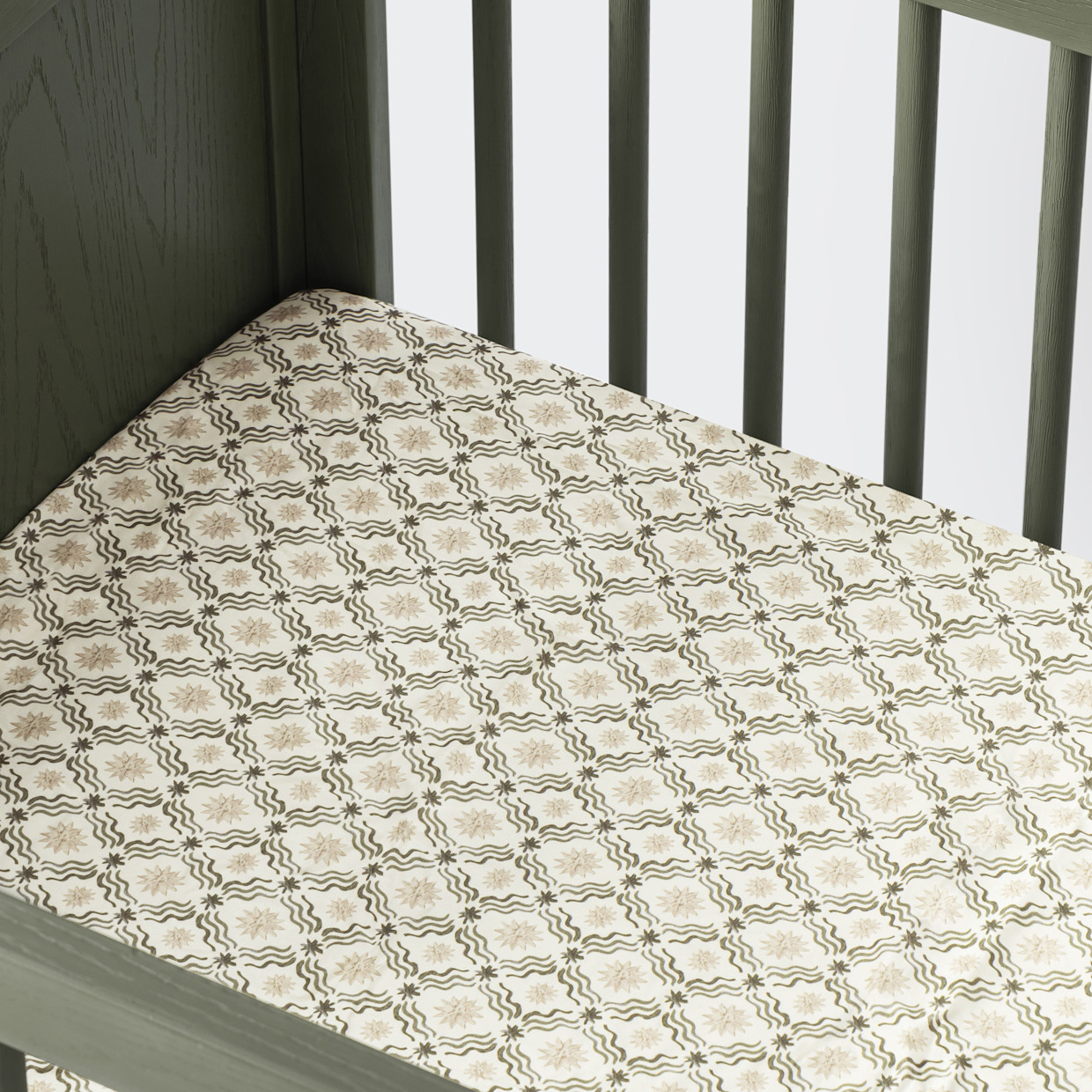 babyletto All-Stages Midi Organic Brushed Cotton Crib Sheet - Juniper Star.