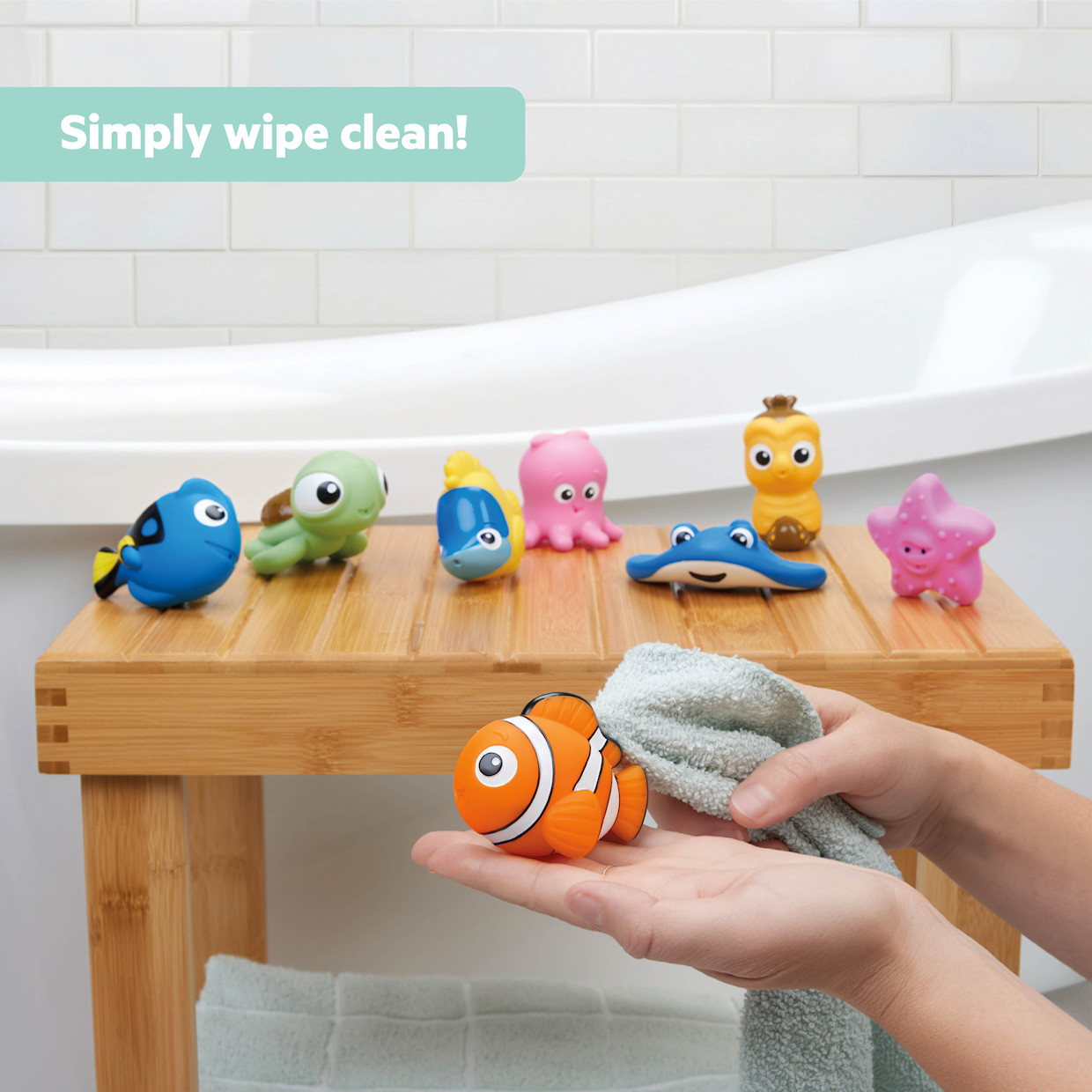 Bright Starts Disney Finding Nemo 8 Piece Bath Set.
