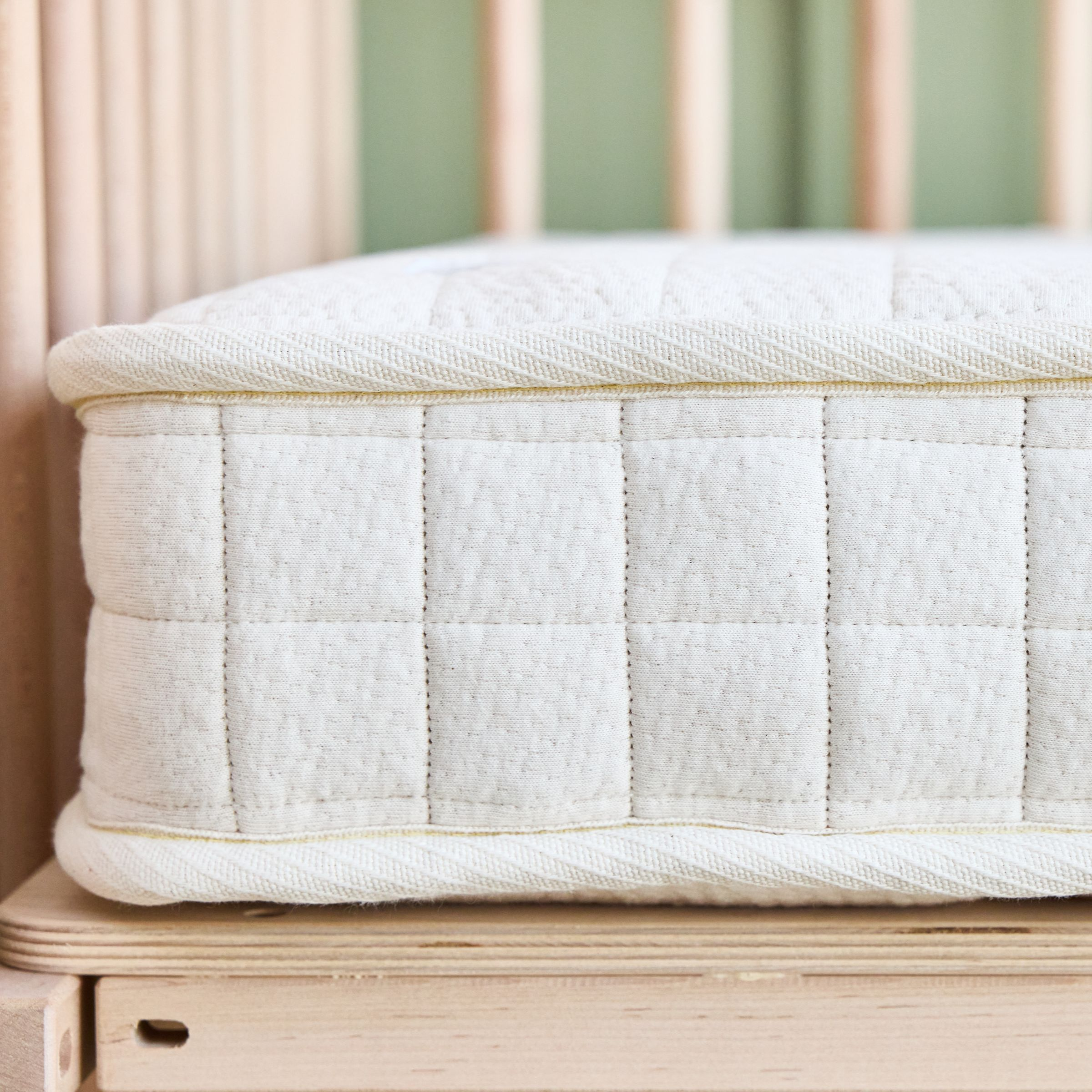 Avocado Mattress Eco Organic Crib Mattress.