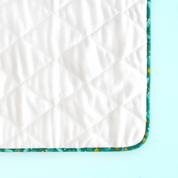 Bambino Mio Portable Changing Mat - Honeybee Hive.