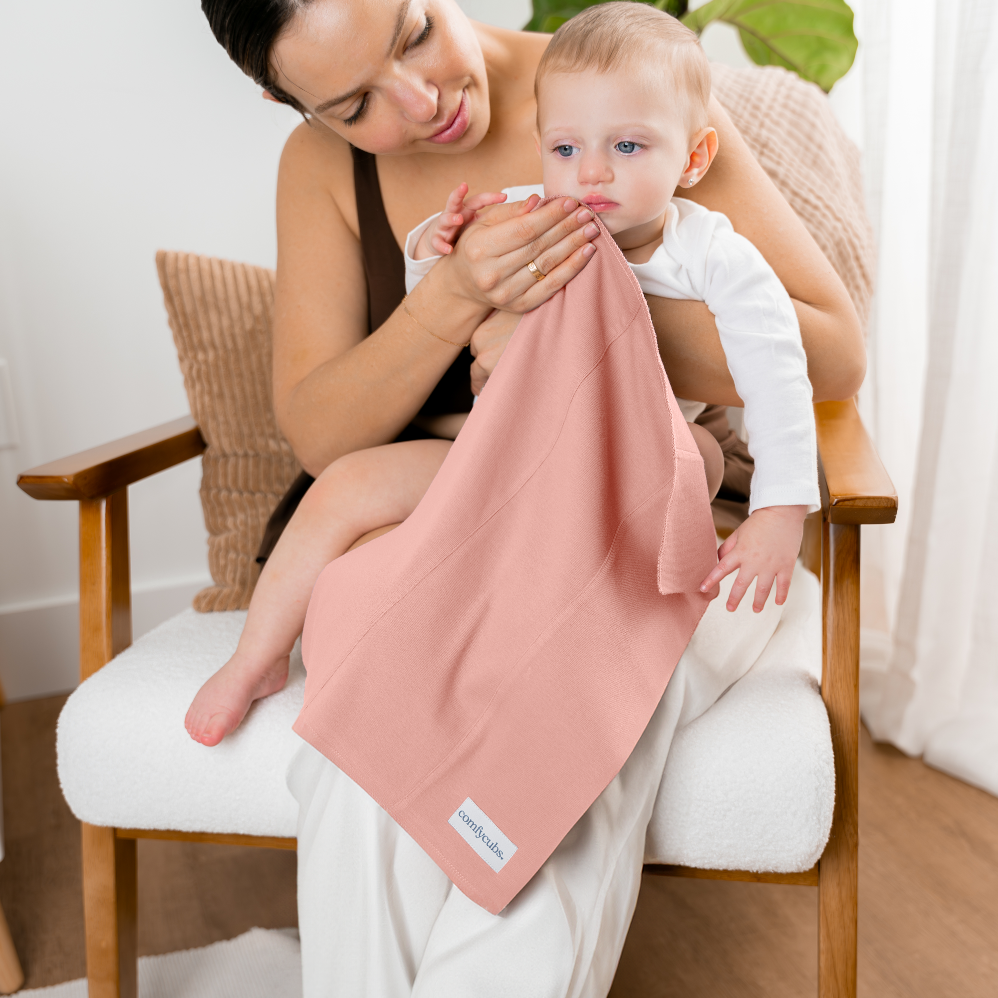Product Image 4.