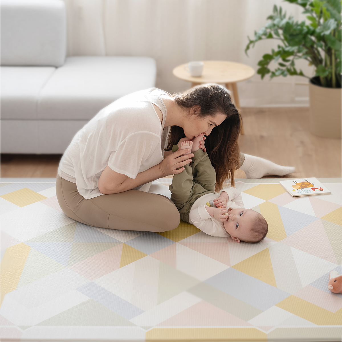 Tiny Land Baby Playmat - Urban Zoo Adventure.
