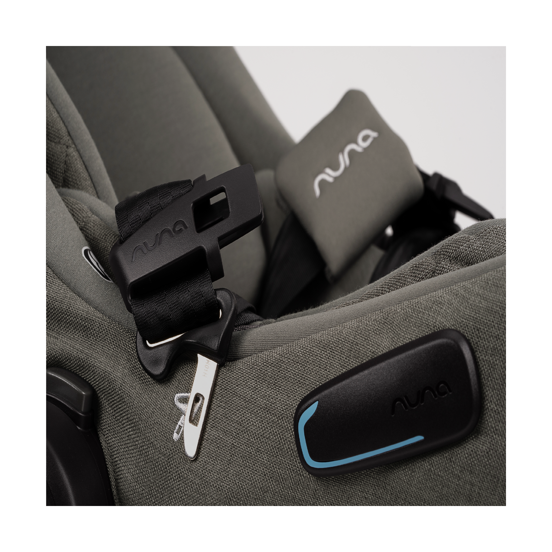 Nuna PIPA aire rx & Car Seat Base Bundle - Granite.