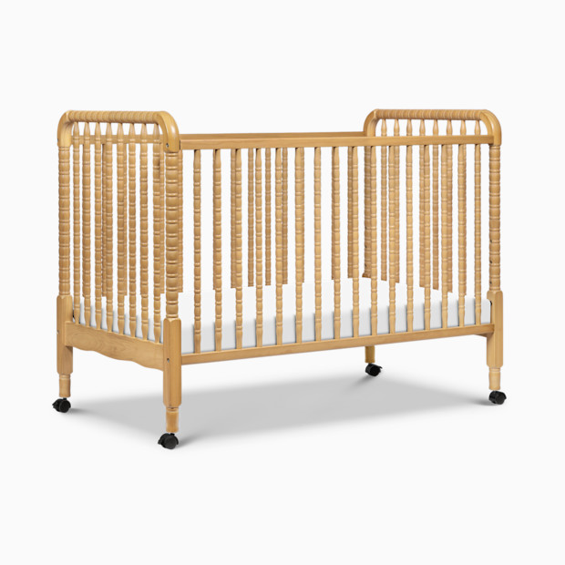 daVinci Jenny Lind 3-in-1 Convertible Crib.