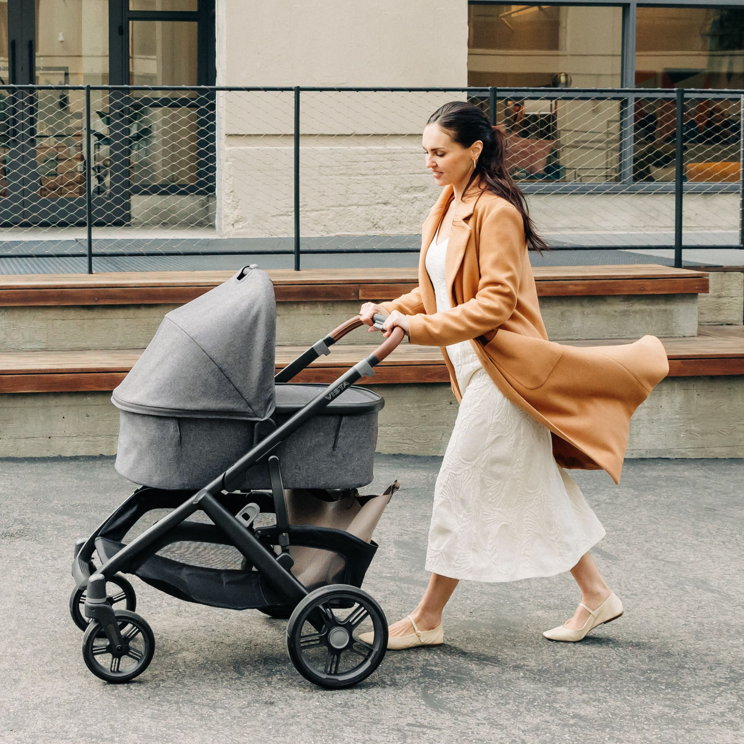 UPPAbaby Vista V3 Stroller & V3 Bassinet Bundle - Evelyn.