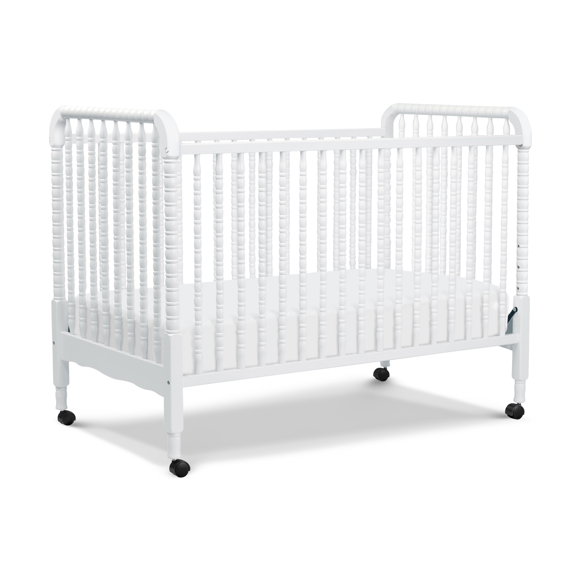 daVinci Jenny Lind 3-in-1 Convertible Crib - White.