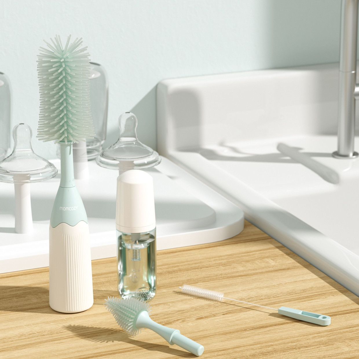 Momcozy Bottle Brush Kit with Push-Press Foam - Green.