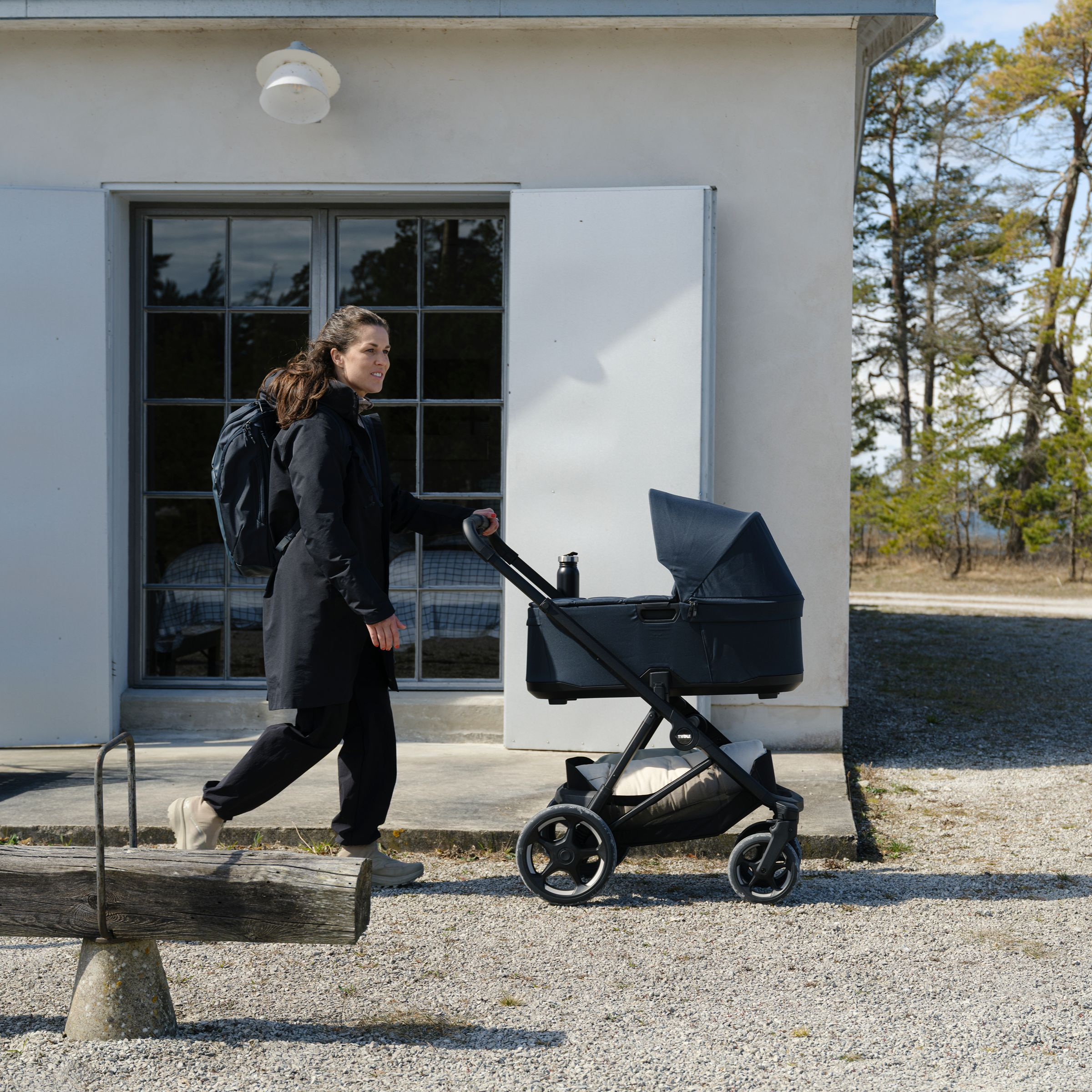 Thule Charm Stroller + Bassinet - Black.