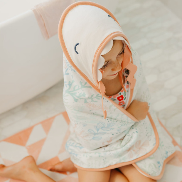 Copper Pearl Character Hooded Towel - Cora.