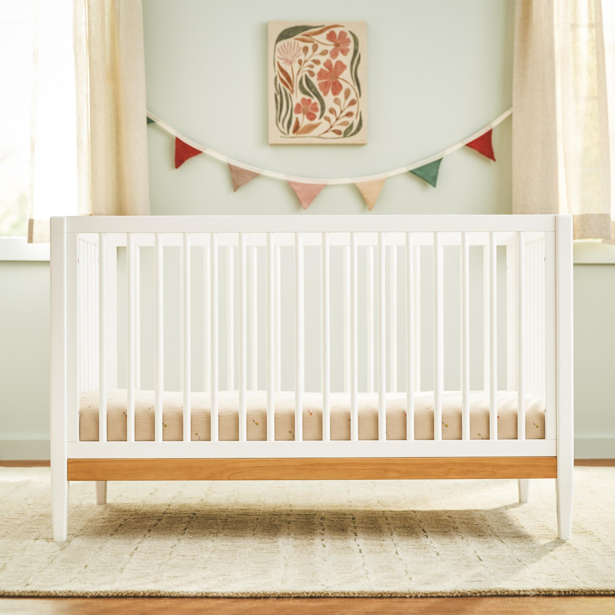 Little Seeds Clover Crib - True White.