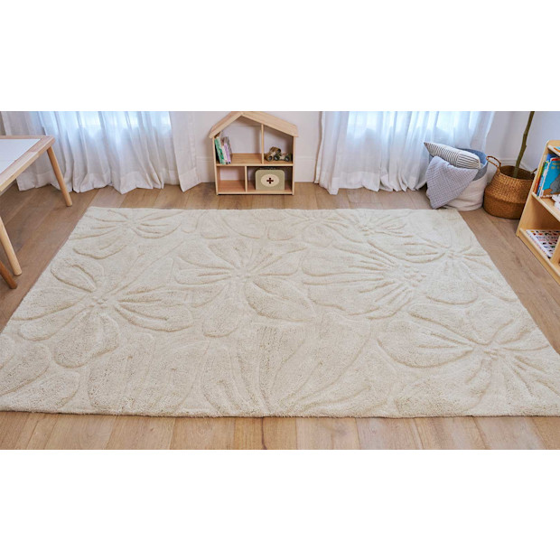 Sage & Wild Floral Field Washable Wool Area Rug in Cream.