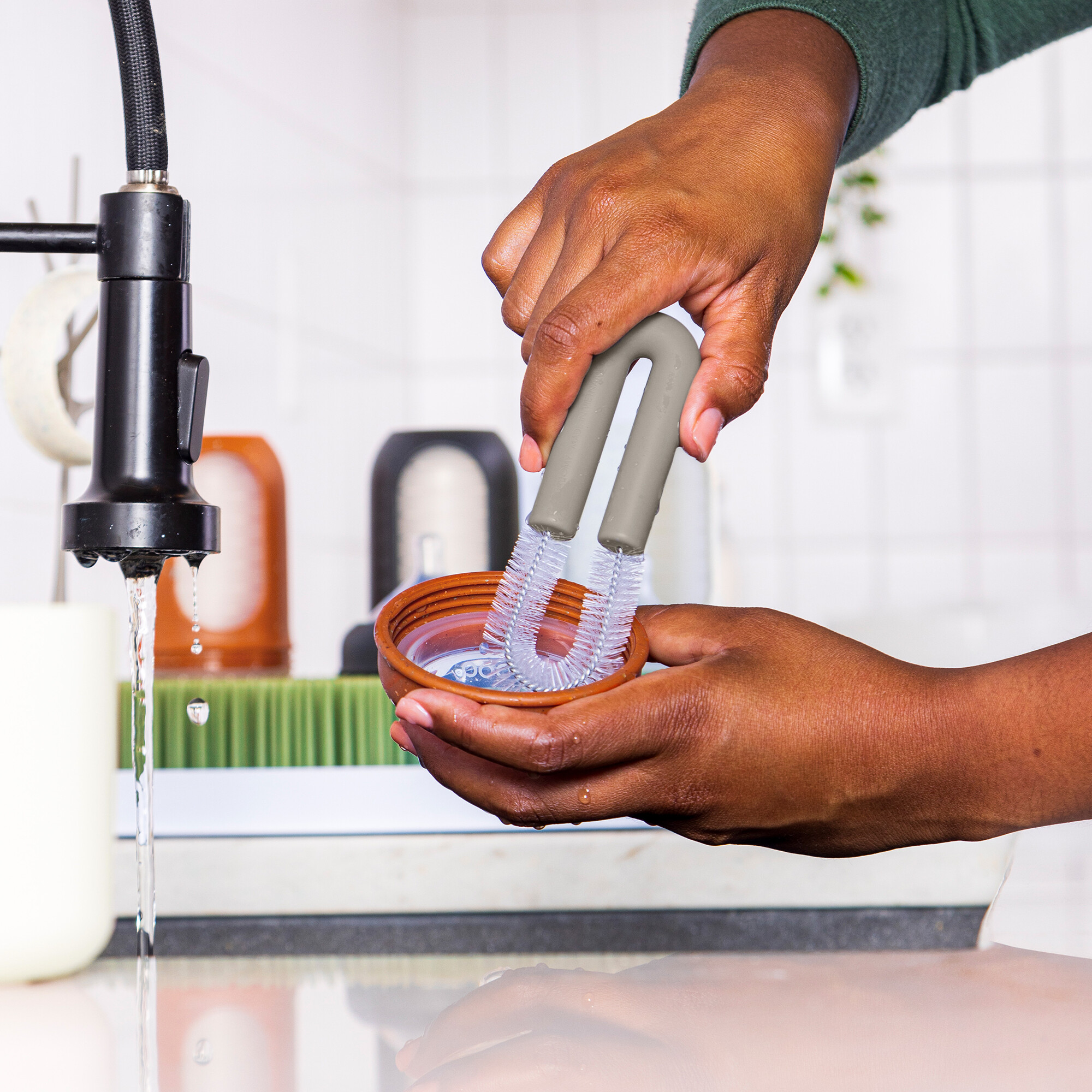 Boon MOD Bottle Cleaning Brush Set - Multicolor.