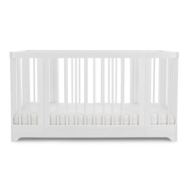 Newton Baby Nest Convertible Crib.