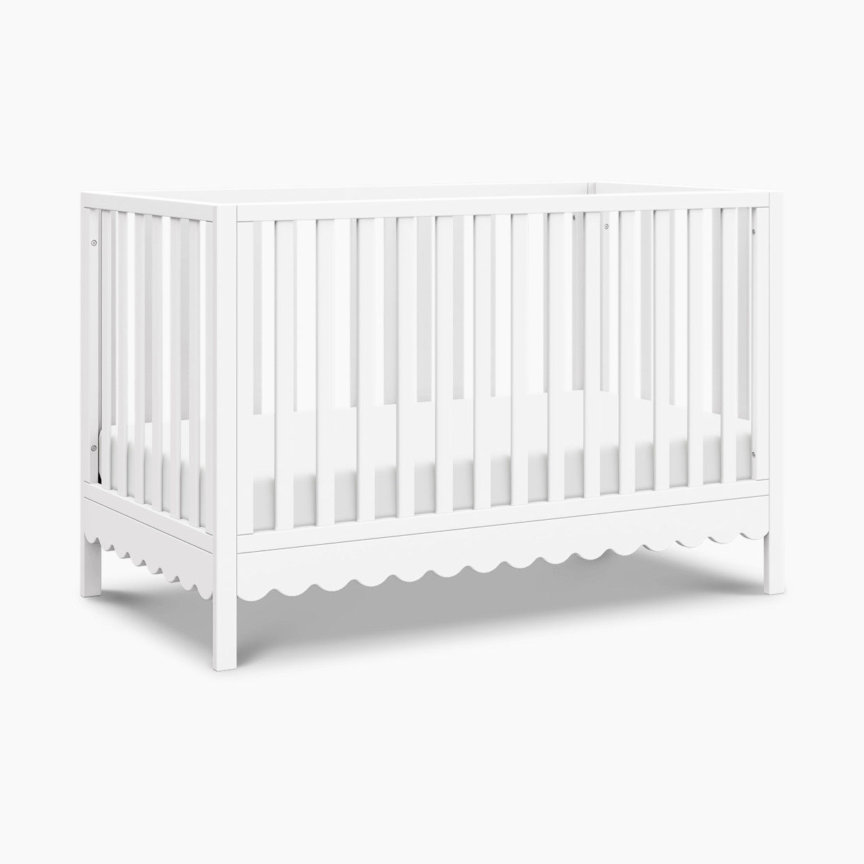 daVinci Sammy Scallop 4-in-1 Convertible Crib - White.